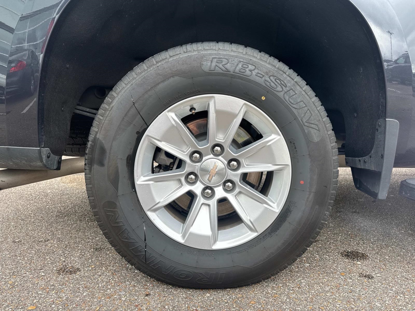 2024 Chevrolet Silverado 1500 LT photo 4