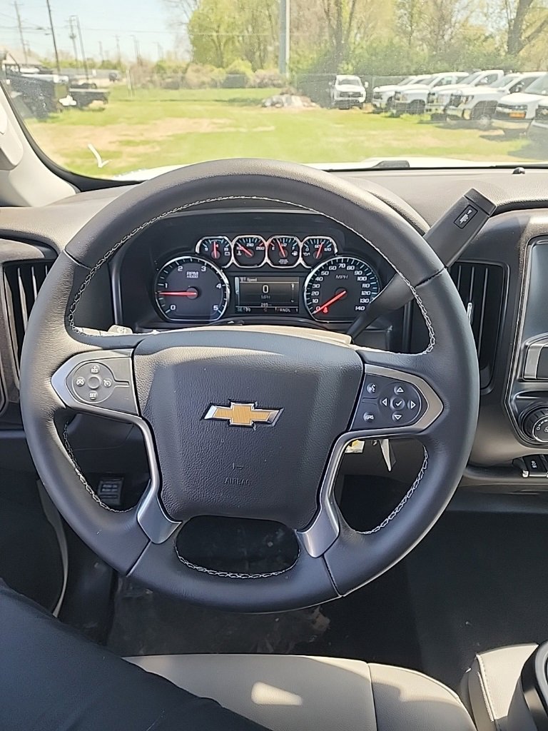 2024 Chevrolet Silverado 6500HD Work Truck photo 7