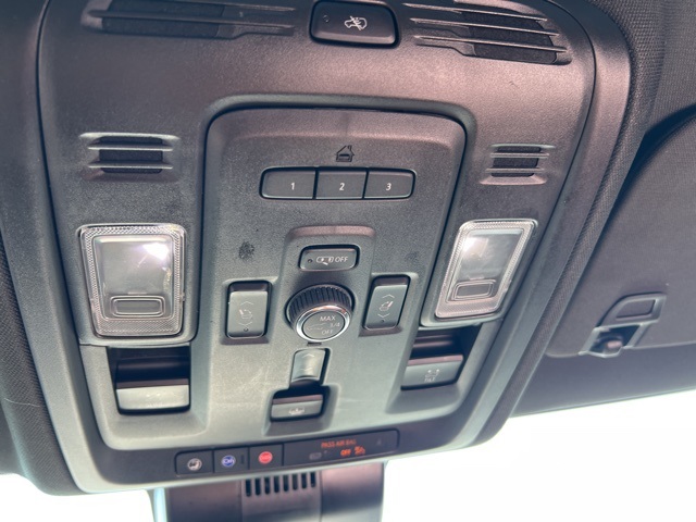 2024 Gmc Yukon XL Denali Ultimate photo 9