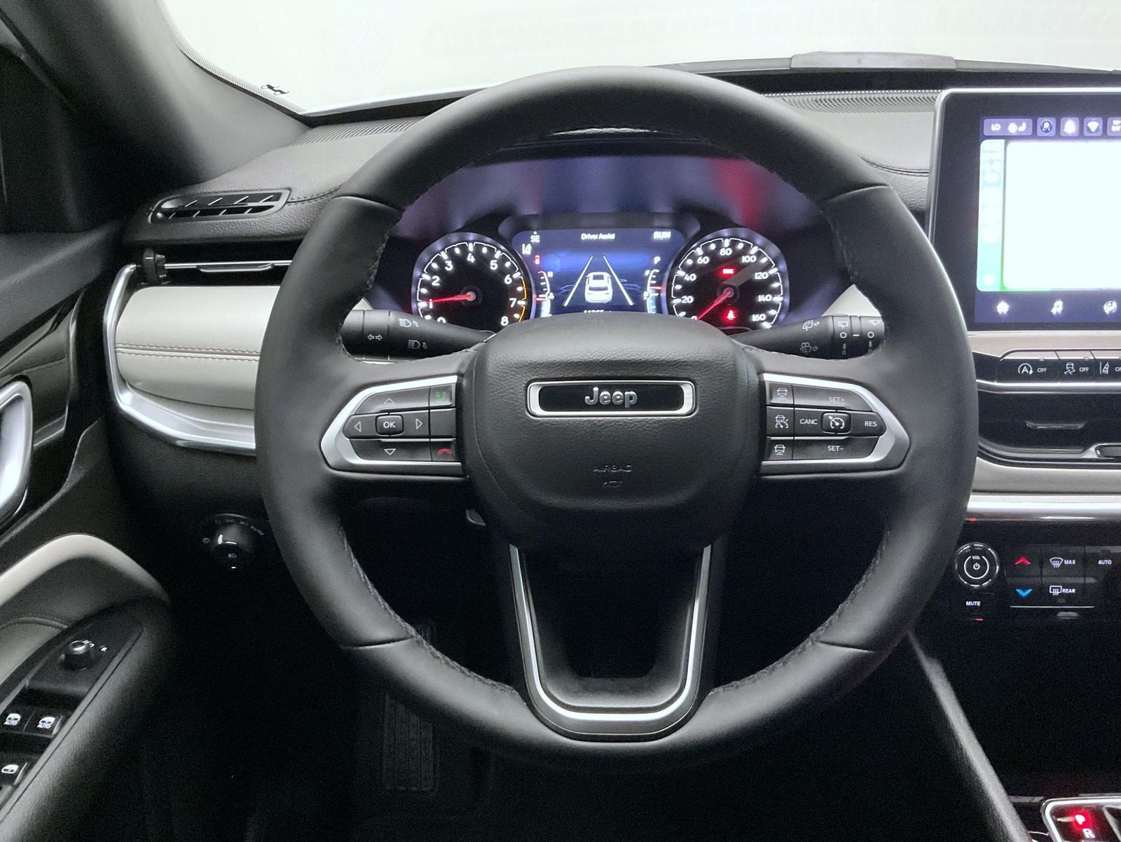2024 Jeep Compass Limited photo 12