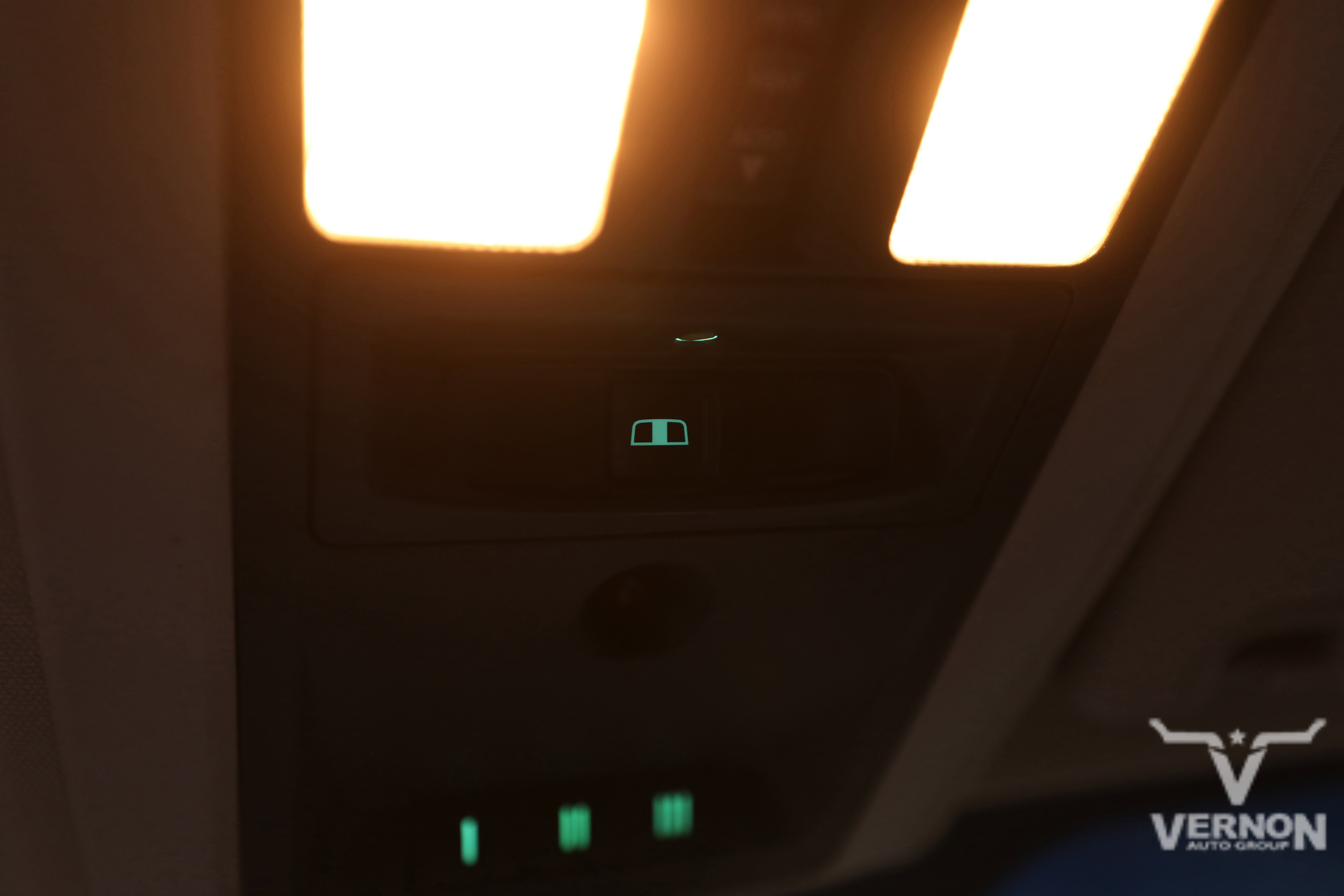 2012 Ram 3500 Laramie photo 2