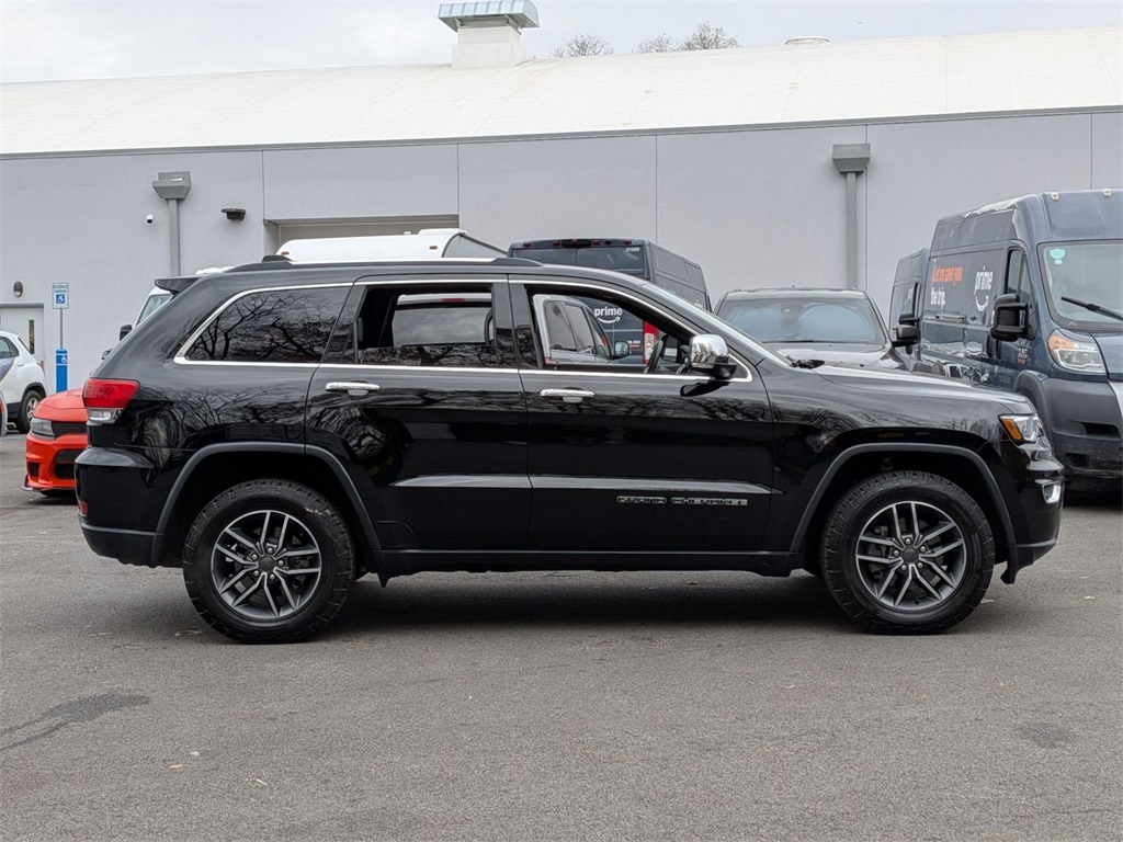 2019 Jeep Grand Cherokee Limited photo 2