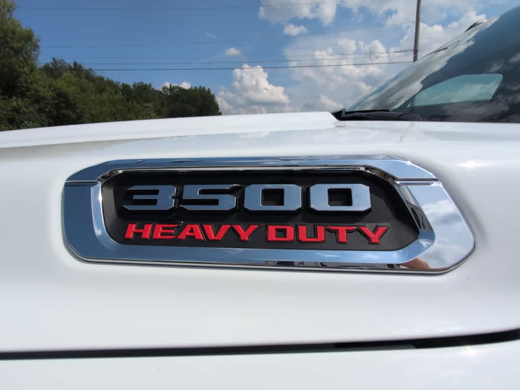 2025 Ram 3500 Tradesman photo 12