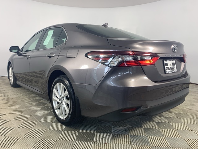 2023 Toyota Camry LE photo 5
