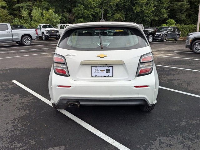 2017 Chevrolet Sonic LT photo 4