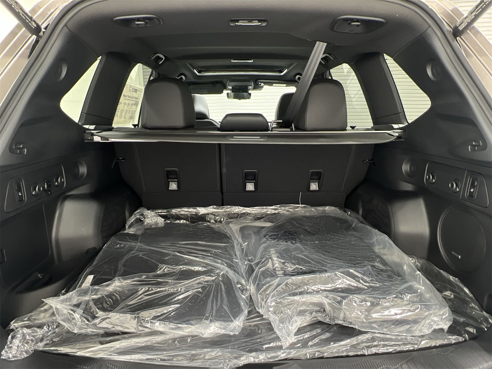 2025 Subaru Forester Touring photo 20