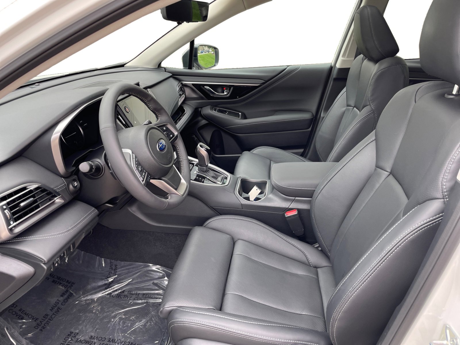 2025 Subaru Outback Touring photo 20