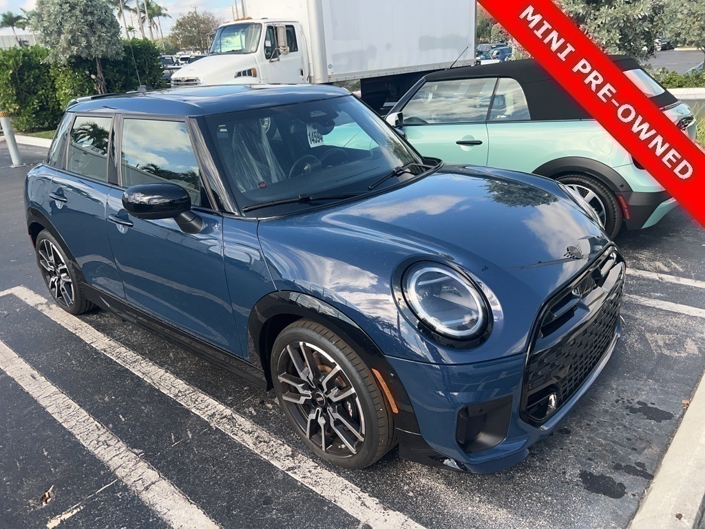 2026 MINI Hardtop 4 Door S's photo