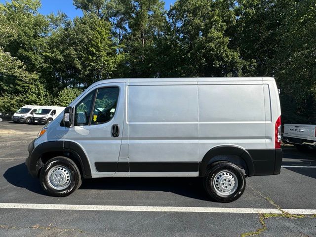 2025 Ram ProMaster 1500 Tradesman photo 3