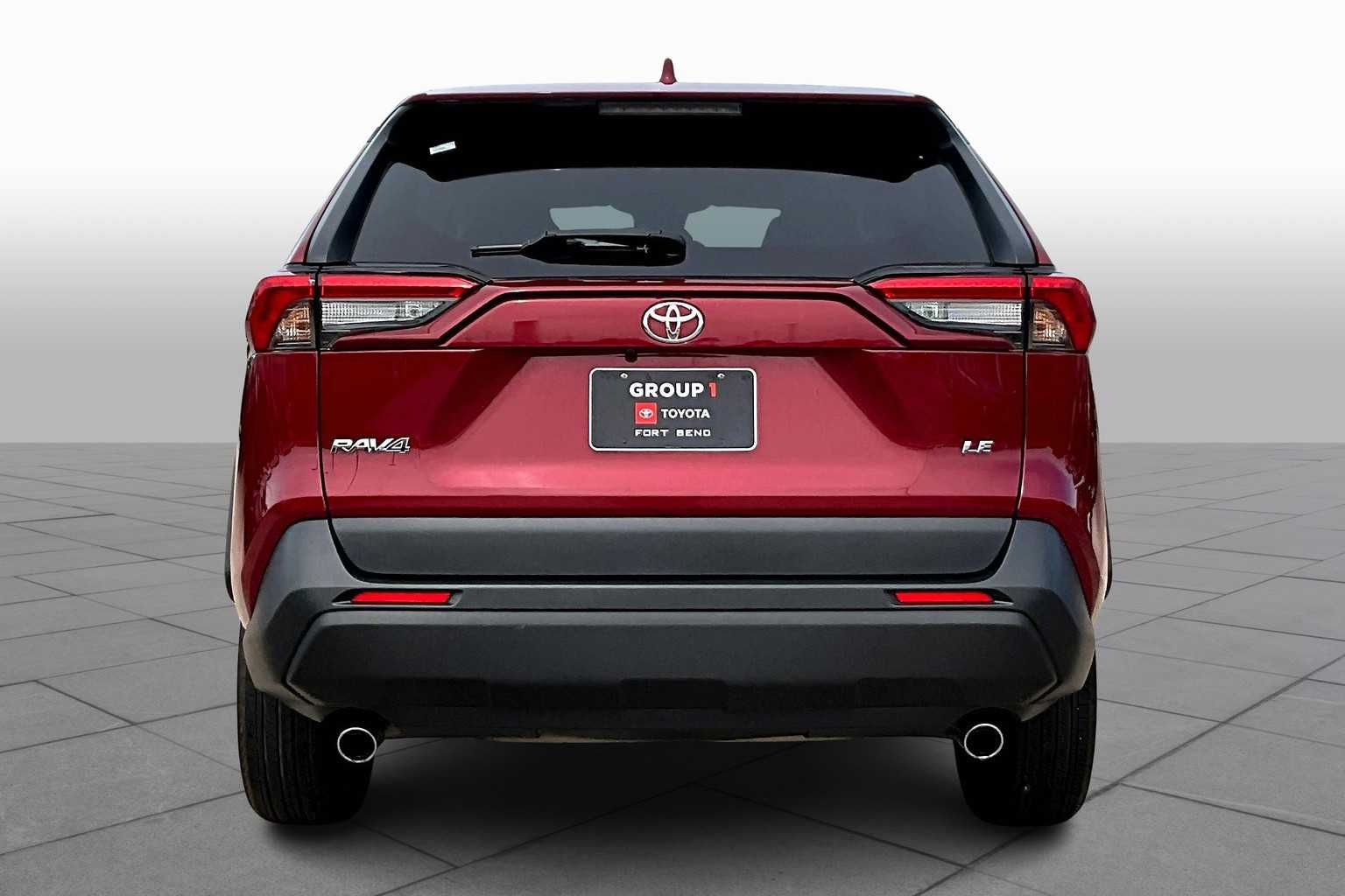 2023 Toyota RAV4 LE photo 4
