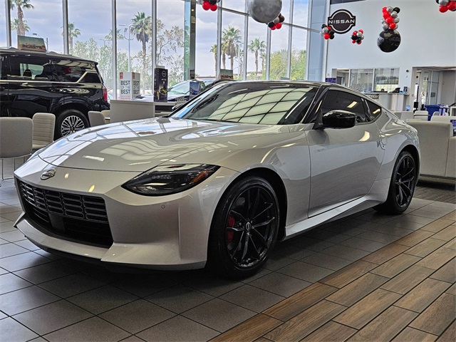 2025 Nissan Z Performance photo 2