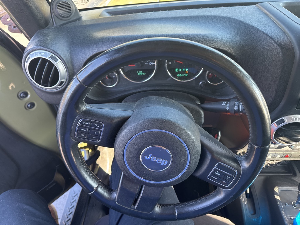 2013 Jeep Wrangler Sahara photo 8