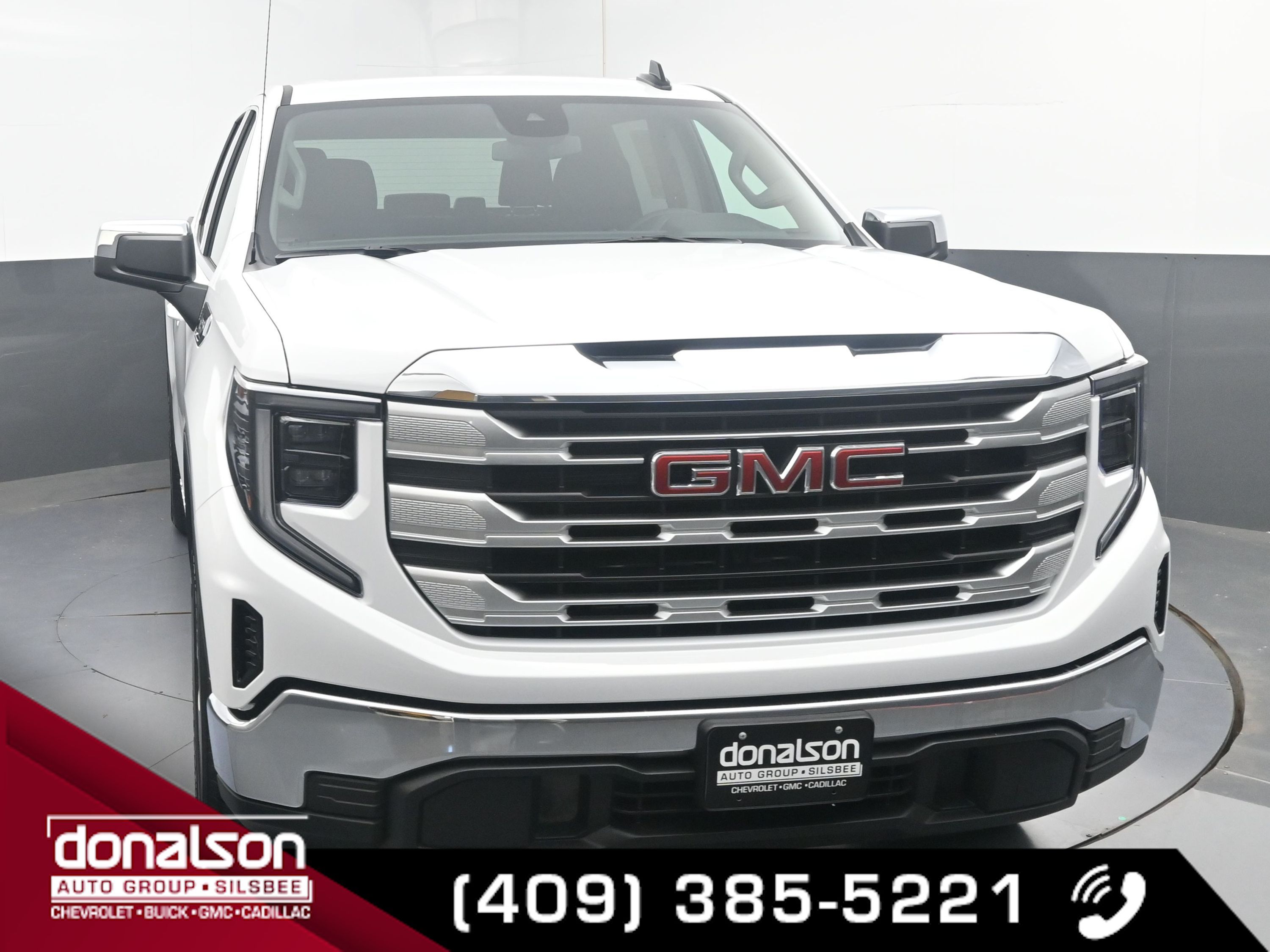 2026 Gmc Sierra SLE photo 2