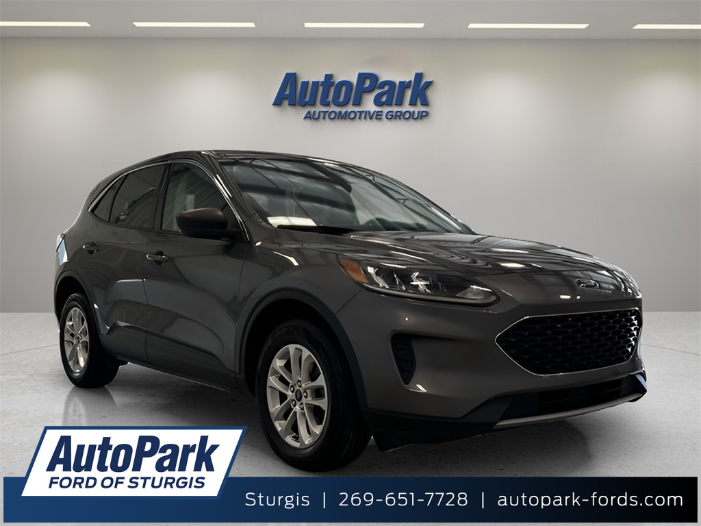 2022 Ford Escape SE's photo