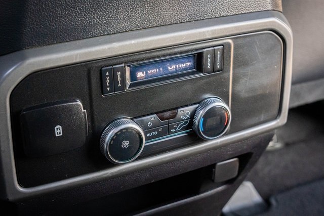 2019 Ford Expedition XLT photo 29