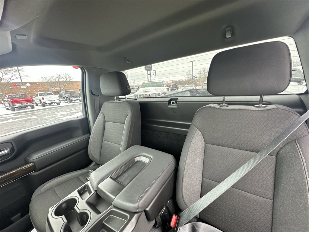 2025 GMC SIERRA HD - Image 17