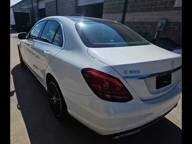 2019 Mercedes Benz C 300 photo 3