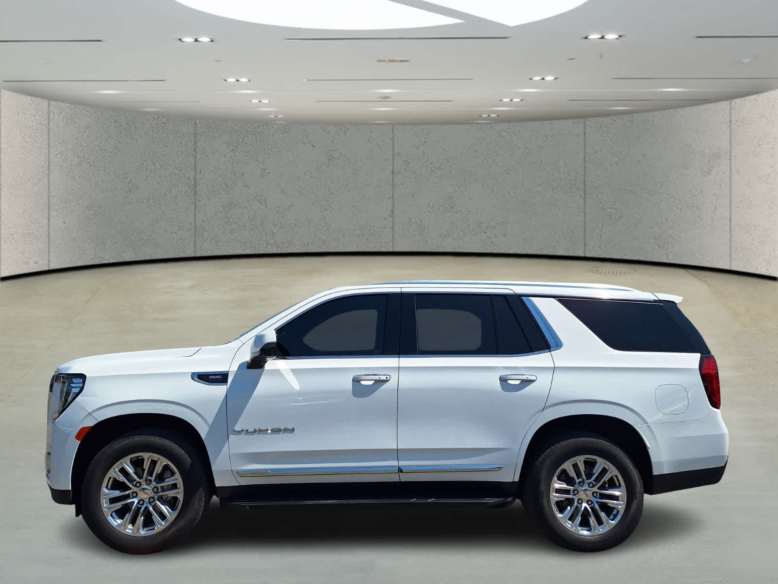 2022 Gmc Yukon SLT photo 2