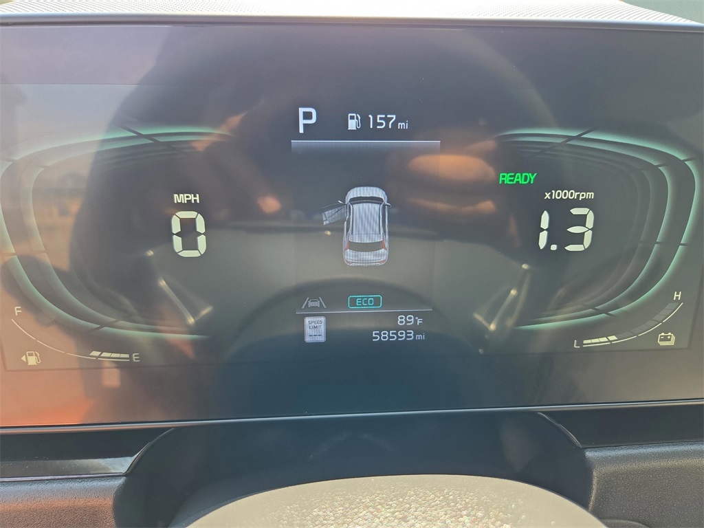 2023 Kia Niro EX Touring photo 13