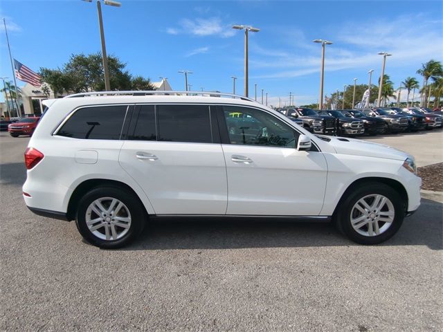2016 Mercedes Benz GL 450 photo 4