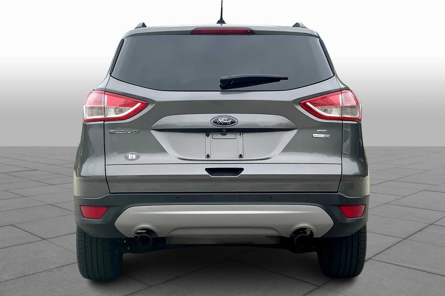 2014 Ford Escape SE photo 4