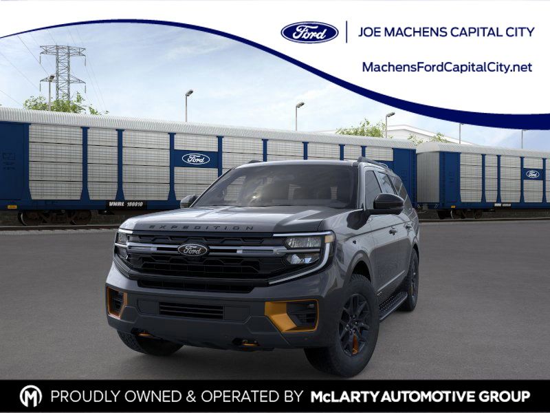 2025 Ford Expedition photo 3