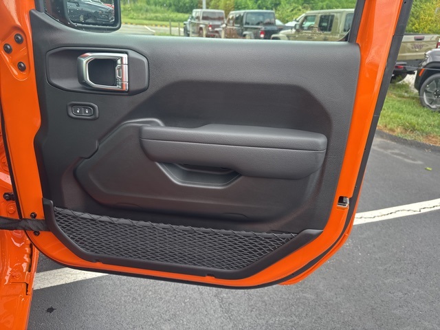 2025 Jeep Gladiator Sport S photo 9