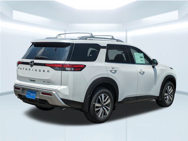 2025 Nissan Pathfinder SL photo 5