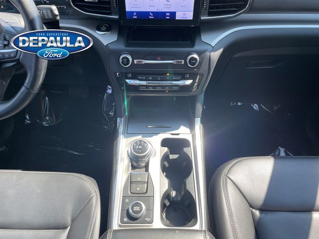 2020 Ford Explorer XLT photo 12