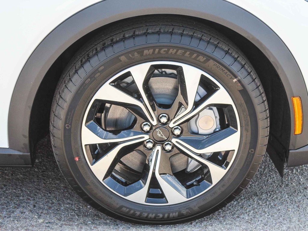 2025 Ford Mustang Mach-E Select photo 10