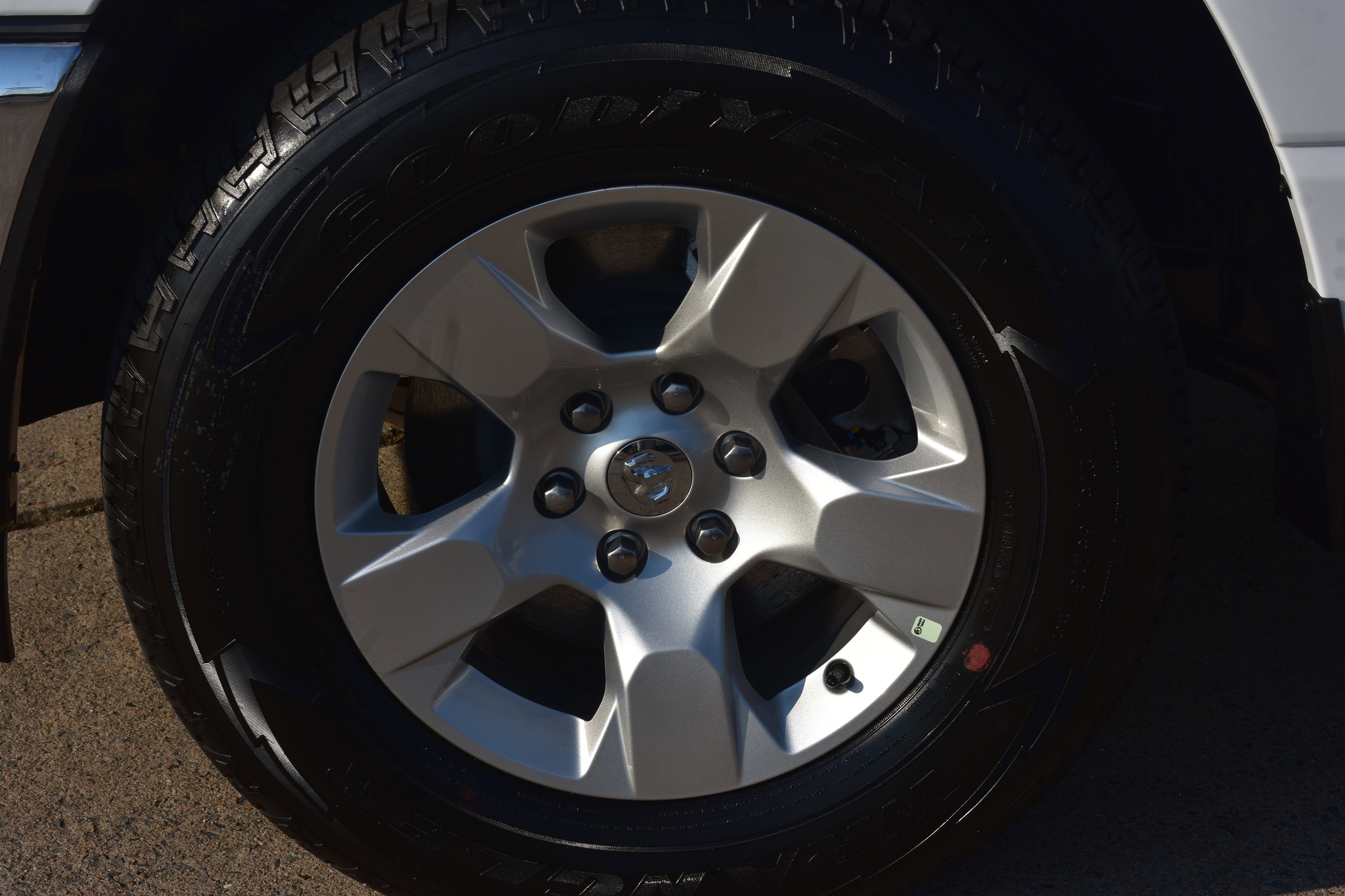 2026 Ram 1500 Tradesman photo 4