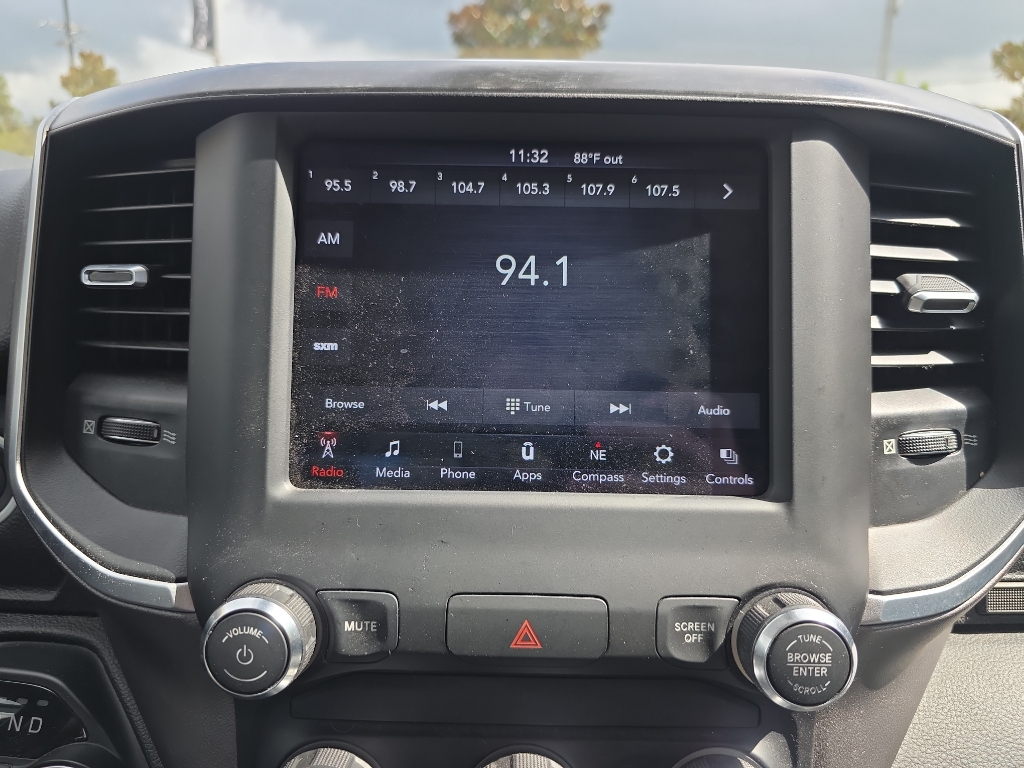 2020 Ram 1500 Big Horn photo 16