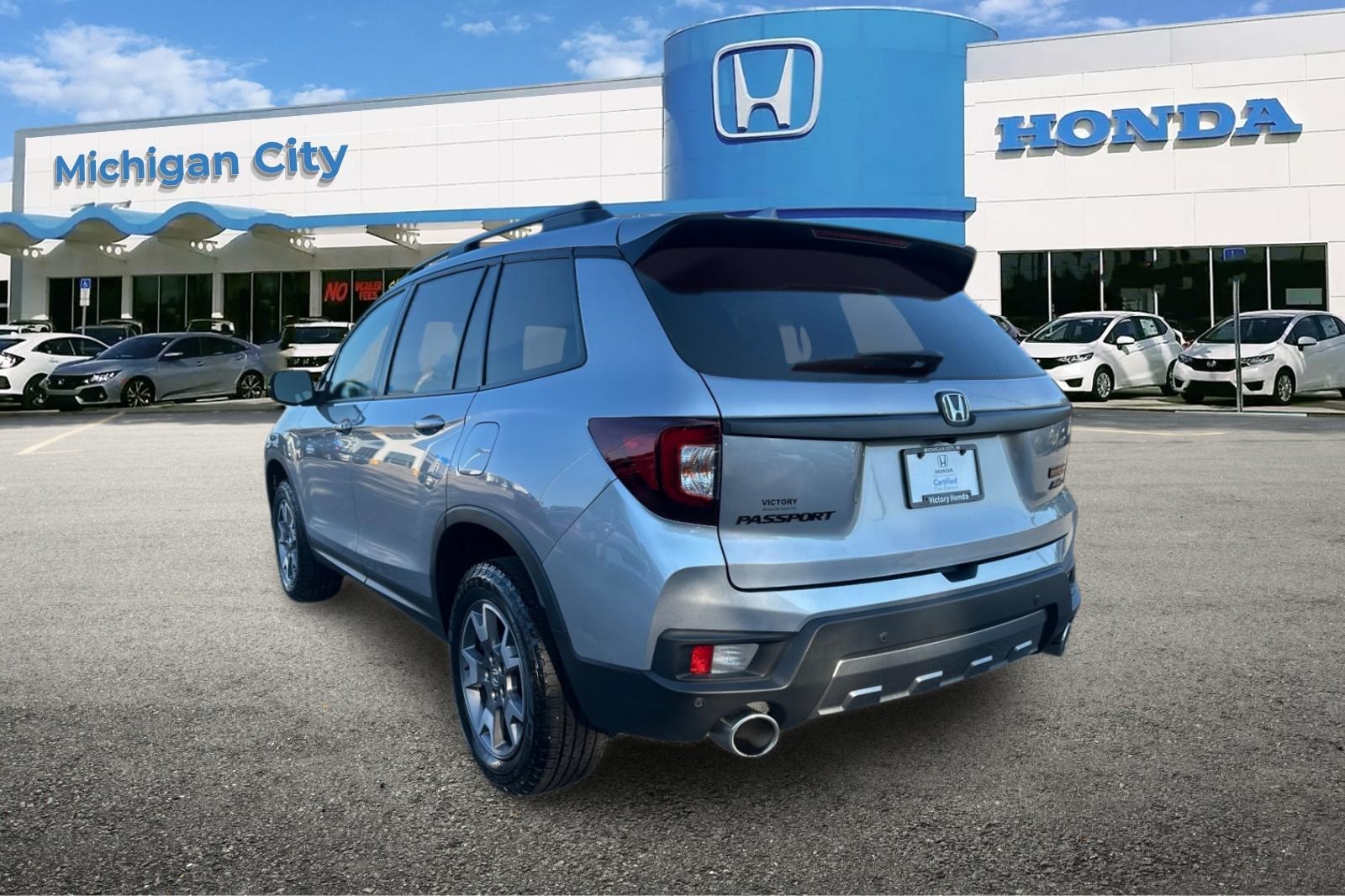 2022 Honda Passport TrailSport photo 3