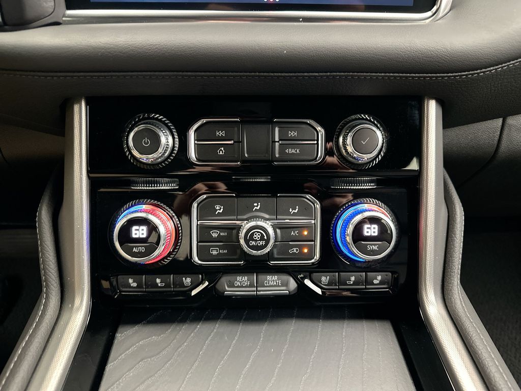 2022 Gmc Yukon Denali photo 11