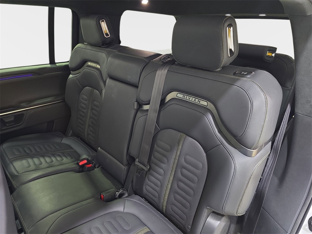 2023 Rivian R1S Adventure photo 14