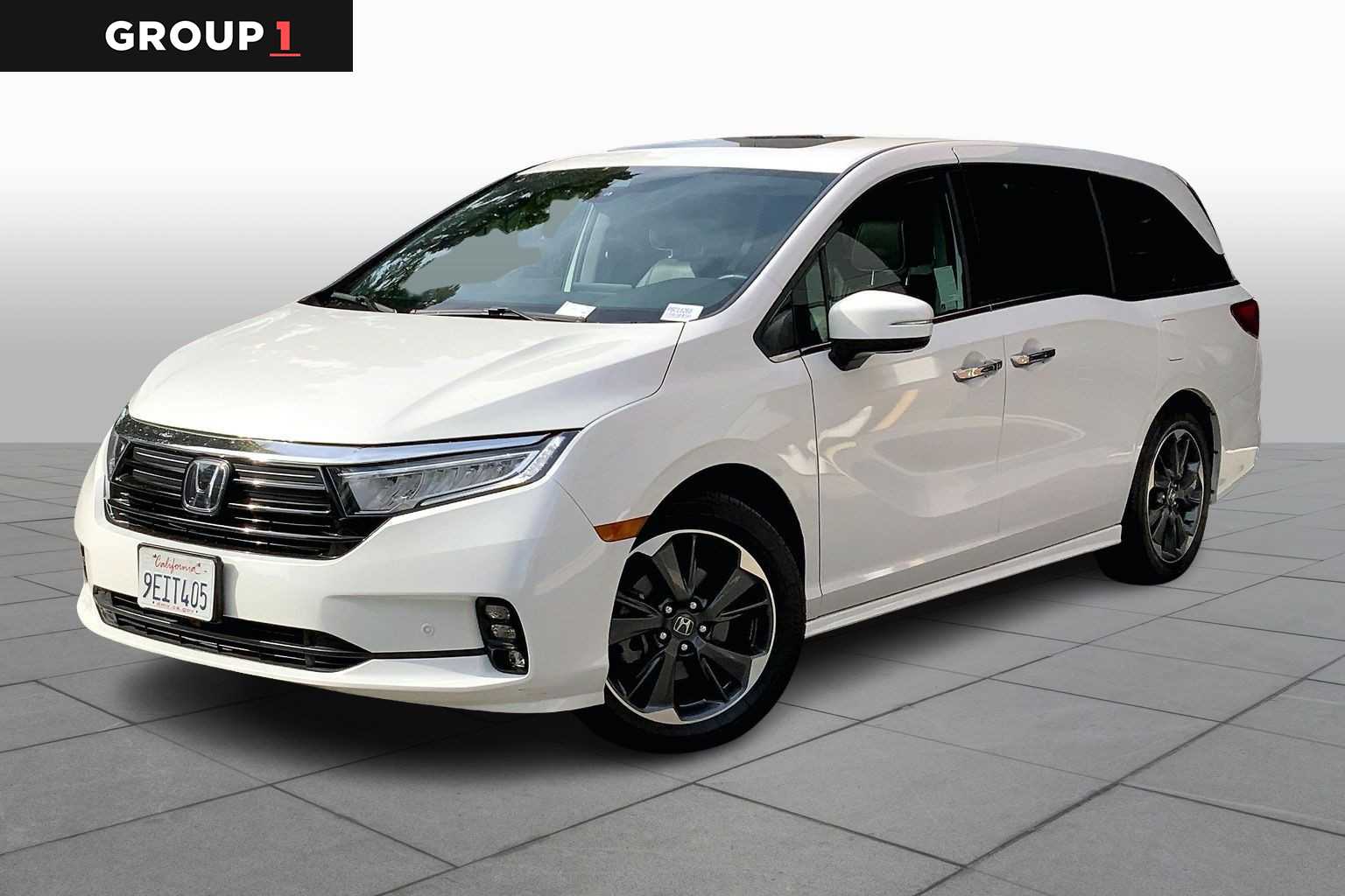 2023 Honda Odyssey Elite's photo