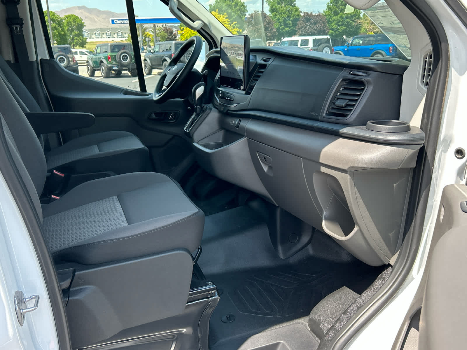 2025 Ford Transit Van Base - Photo 16