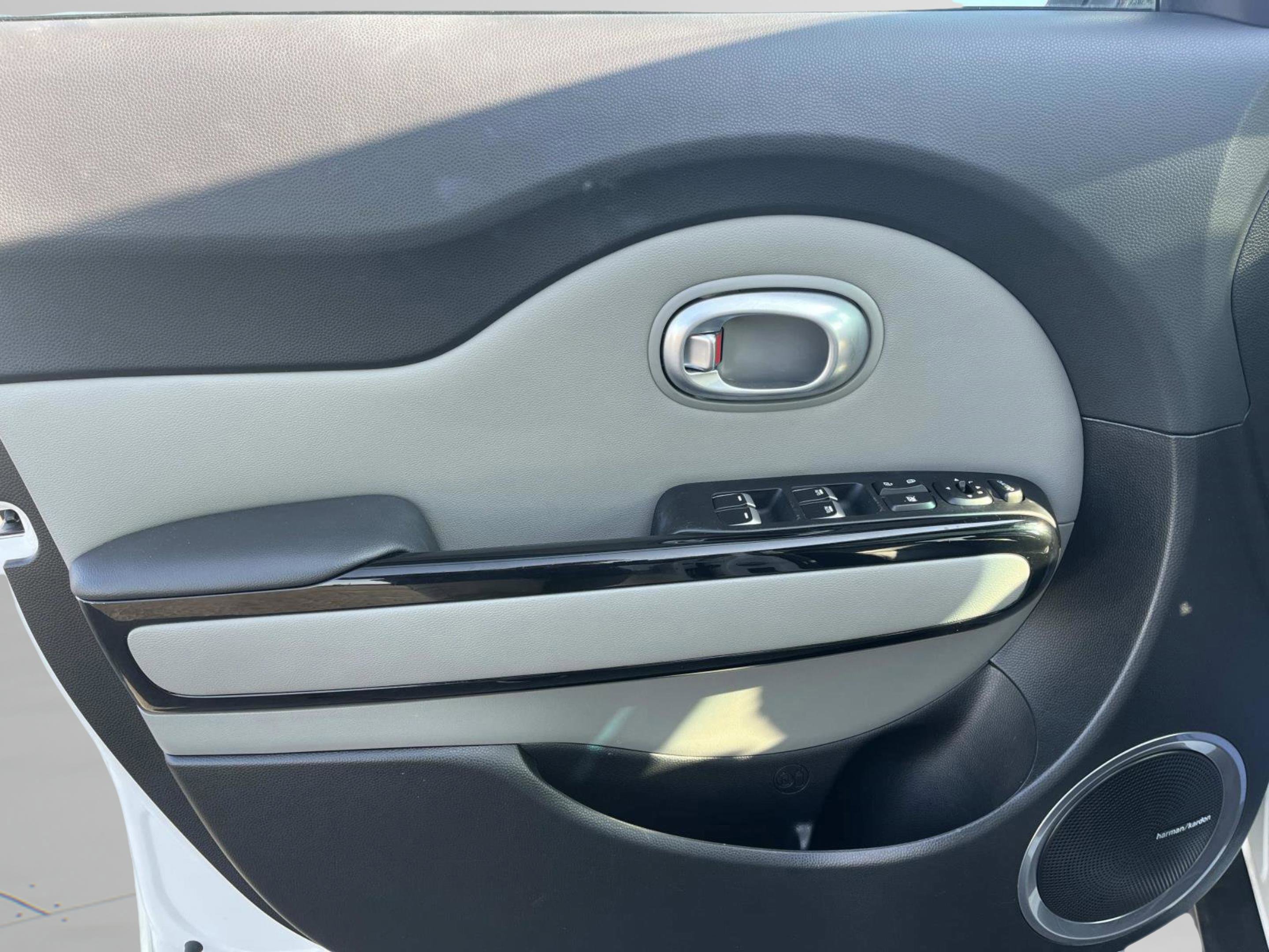 2019 Kia Soul Plus photo 25