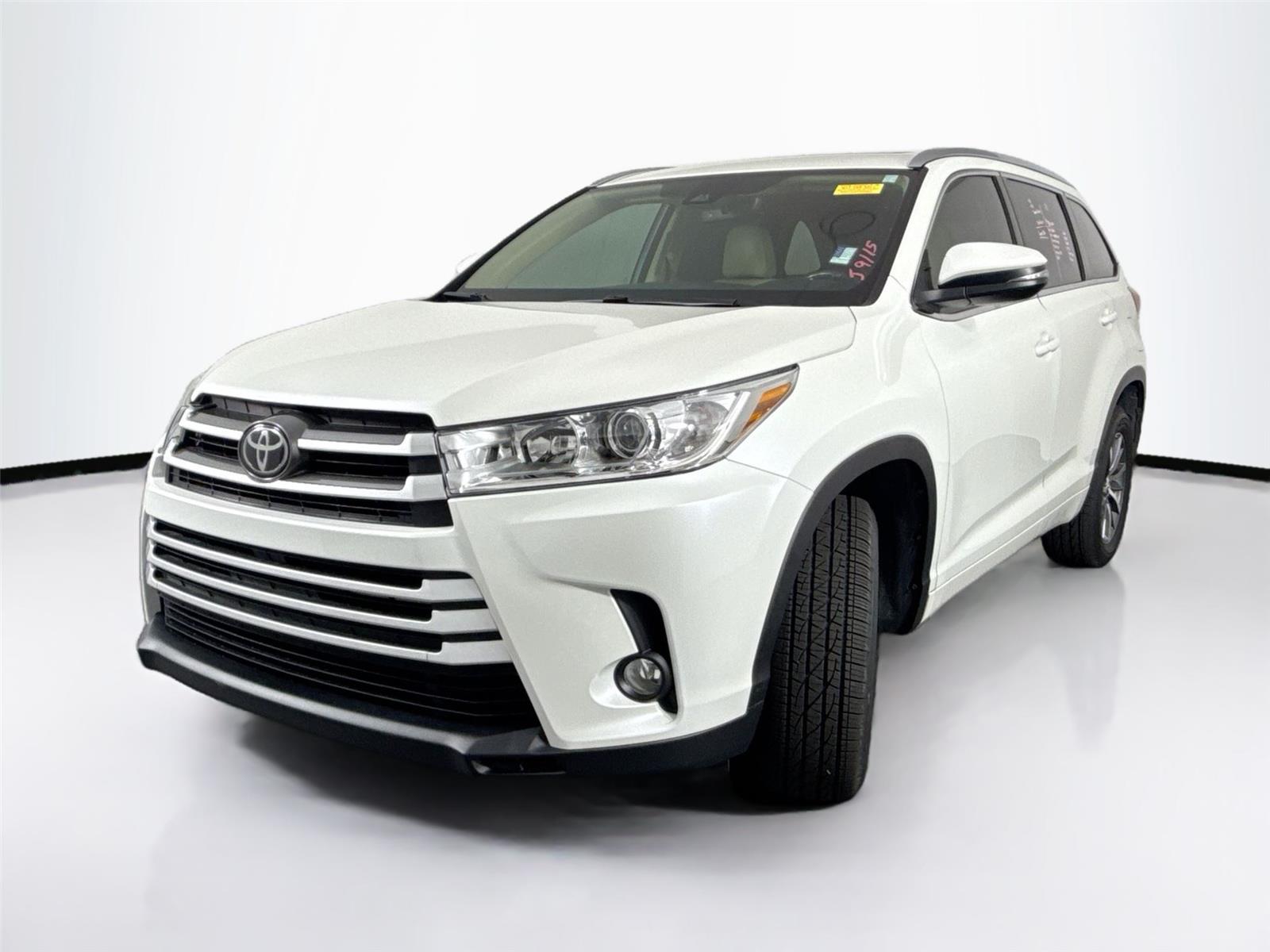 2018 Toyota Highlander SE XLE photo 2