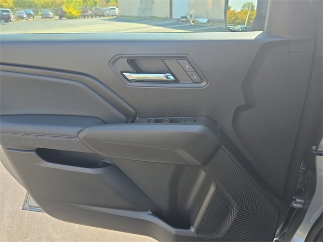 2023 Chevrolet Colorado LT photo 23