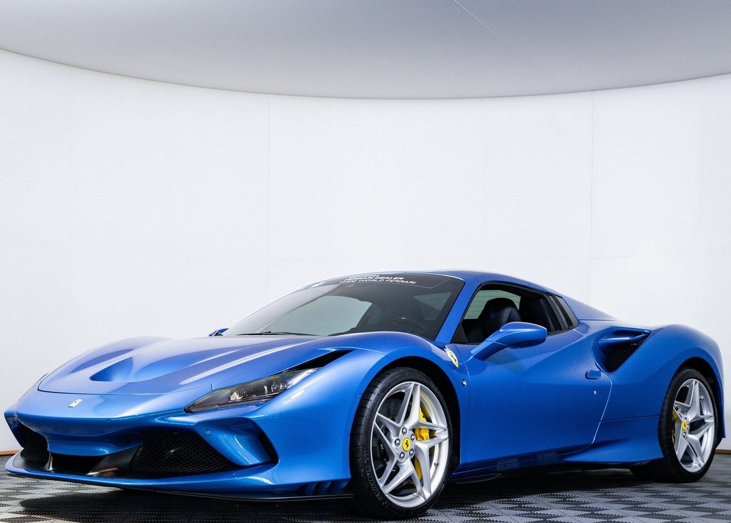 2023 Ferrari F8 Spider Base photo 2