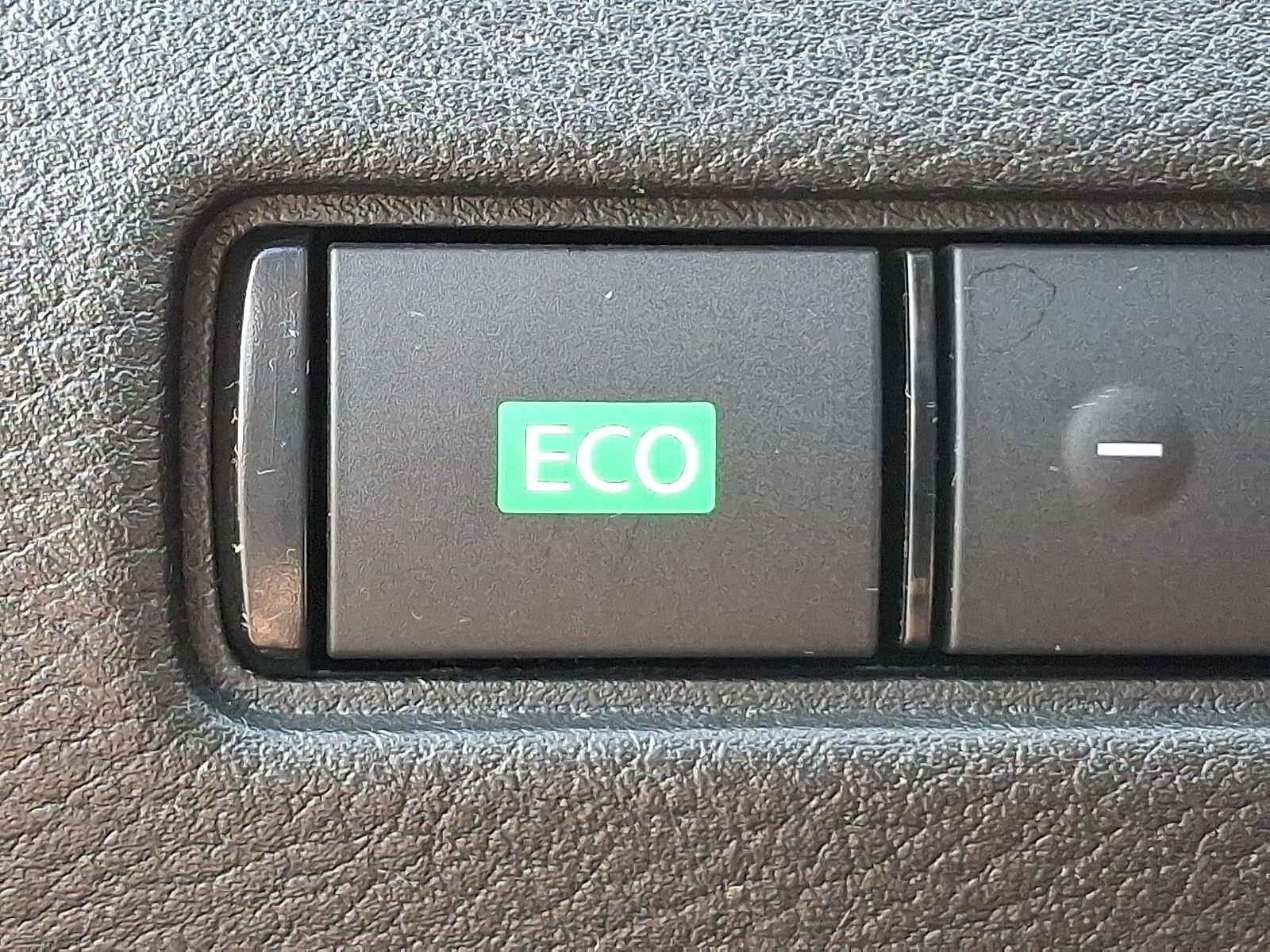 2023 Nissan Sentra SV photo 24