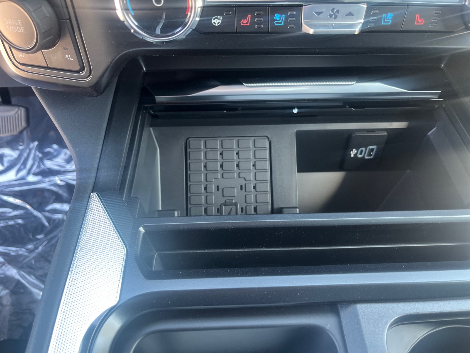 2026 Ford F-250 Platinum photo 23