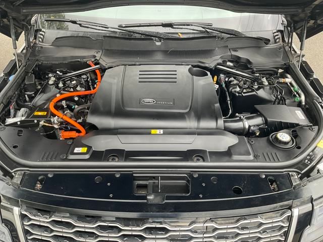 2020 Land Rover Range Rover HSE photo 23