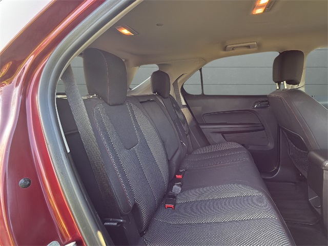 2017 Chevrolet Equinox LT photo 14