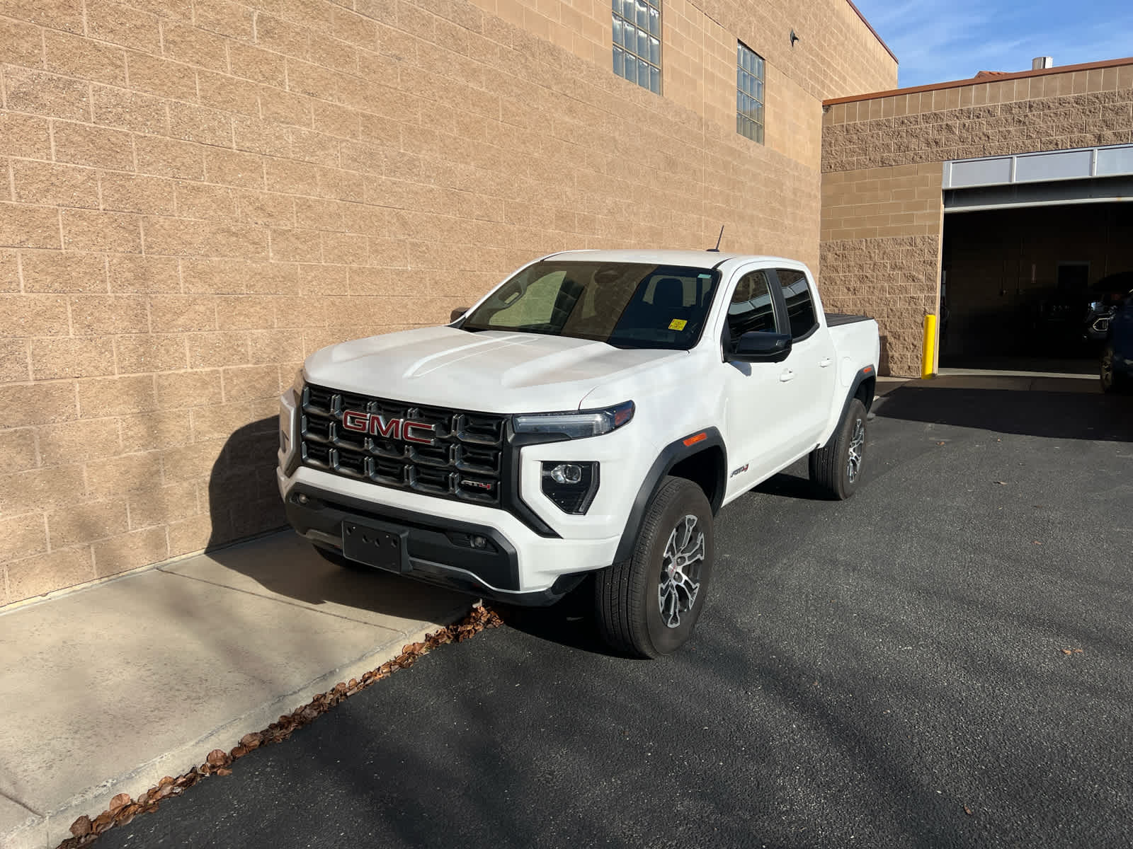 2023 GMC Canyon AT4's photo