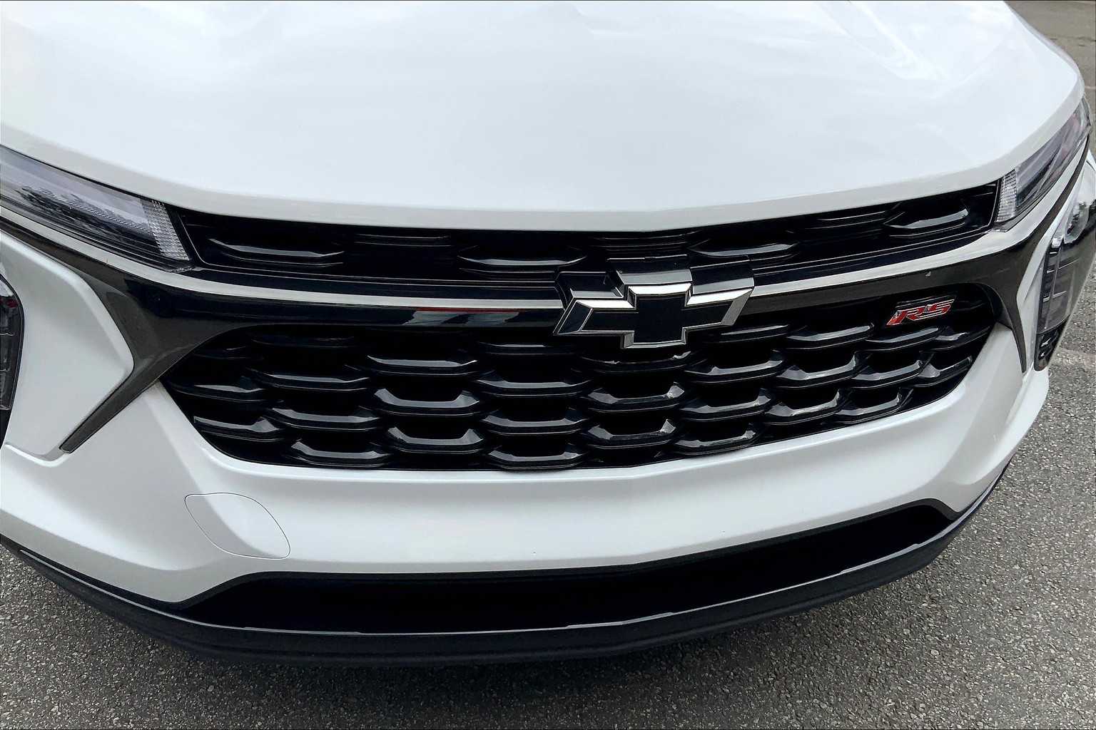2024 Chevrolet Trax photo 28