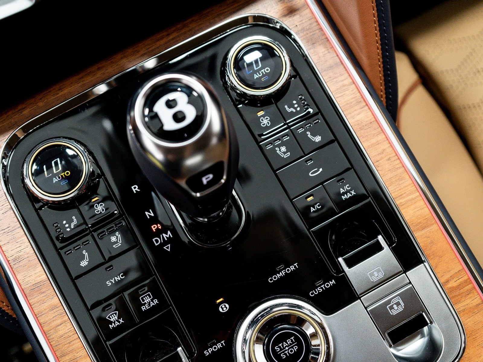 2025 Bentley Flying Spur Mulliner photo 31