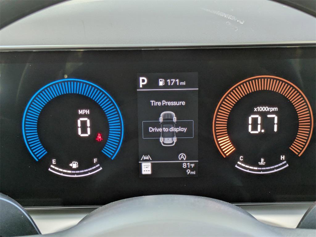 2025 Hyundai Tucson SE photo 25