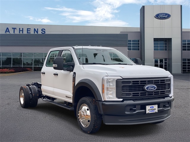 2026 Ford F-450 Super Duty Chassis Cab XL's photo